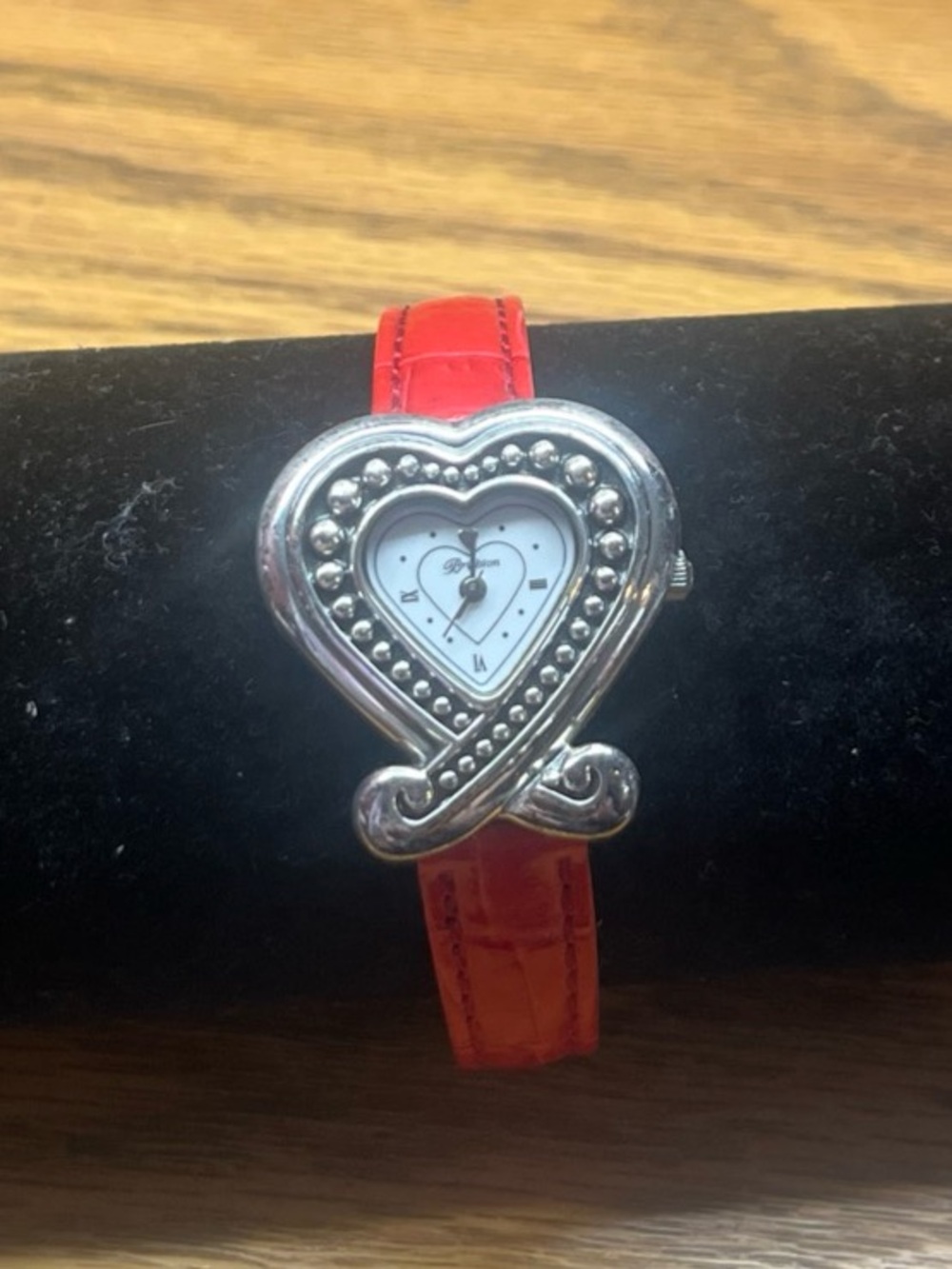 Brighton Fairfax heart watch needs battery